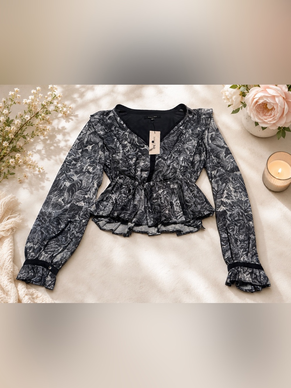 Ruffled Peplum Blouse in navy blue and White